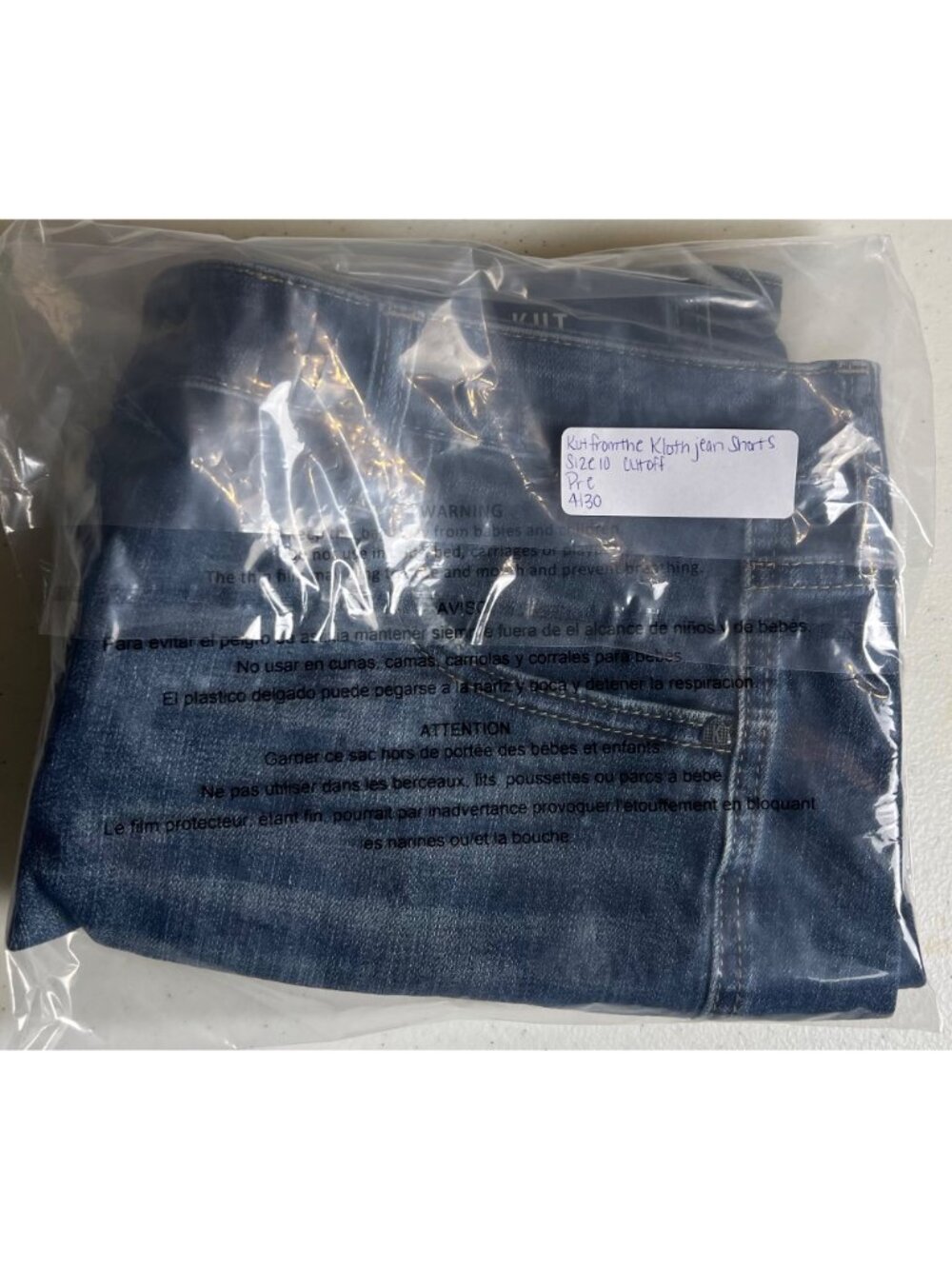 Kut from the Kloth Cutoff Gidget Jean Shorts - Picture 10 of 10